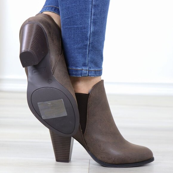 Brown High Heel Slip-On Booties Faux Leather Slip-On Stacked Heel - Picture 6 of 14